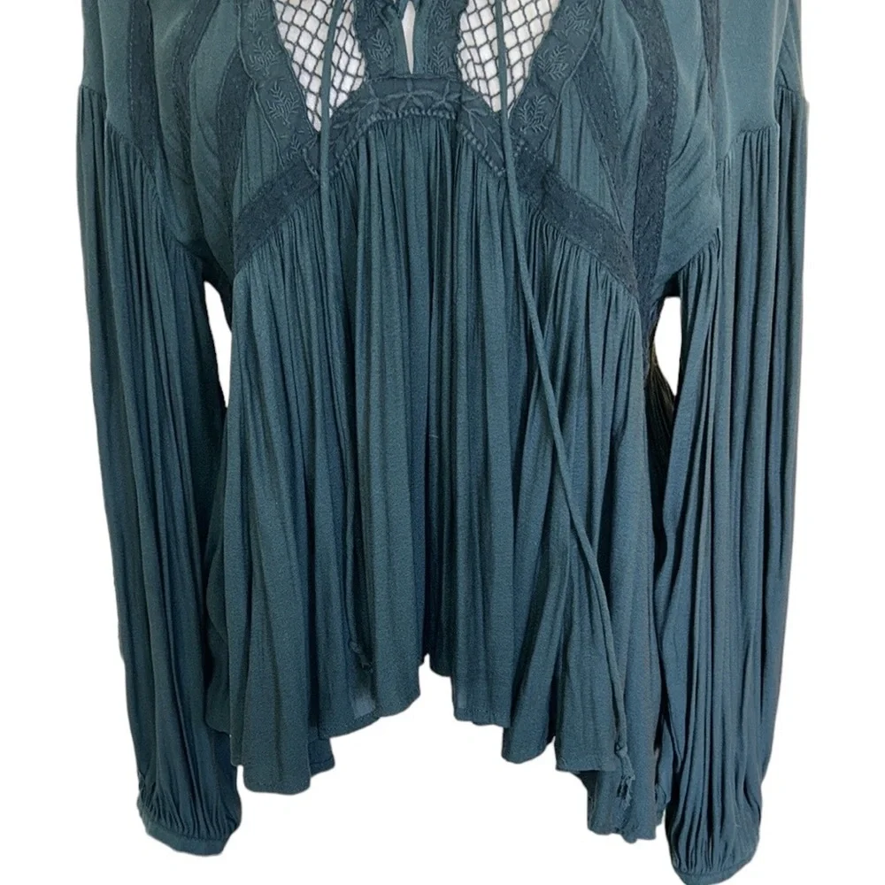 LN Free People Don’t Let It Go Teal Green Pleated Lace Up Crinkle Peasant Top XS